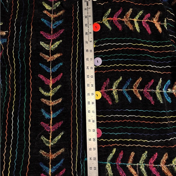 Colorful Jacket with Multicolor Patterns - Picture 5 of 6